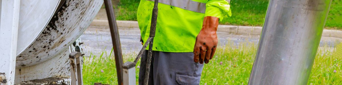 Proces udrażniania kanalizacji w Rybniku - pogotowie kanalizacyjne